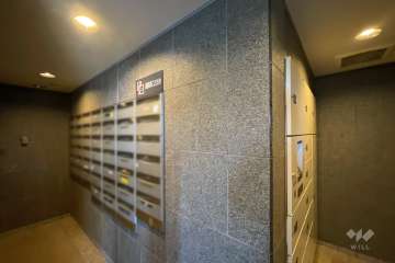 宅配ボックスと共用ポスト