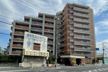 日神パレステージ蕨の外観（西側から）