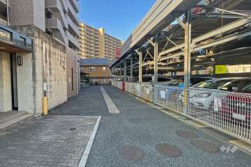 敷地内駐車場（屋外機械式）