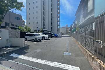 敷地内駐車場（屋外平面式）