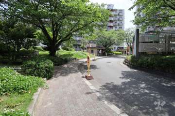 敷地内の通路