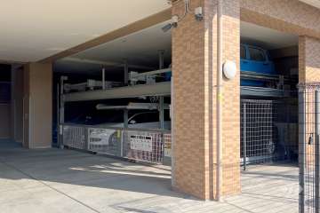 敷地内駐車場（屋内機械式）