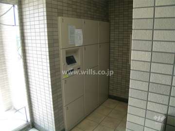 エントランスにある宅配ボックス