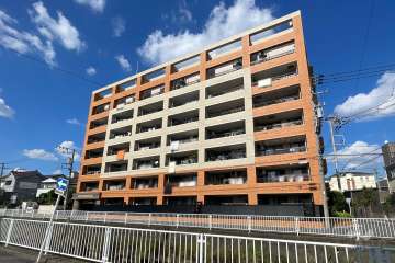 グリーンミユキ川口上青木の外観（南東側から）