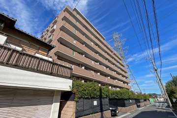 日神パレステージ東川口ヒルパークの外観（南西側から）