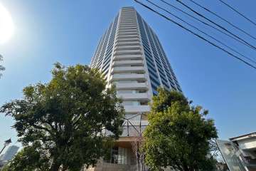 シティデュオタワー川口の外観（南東側から）