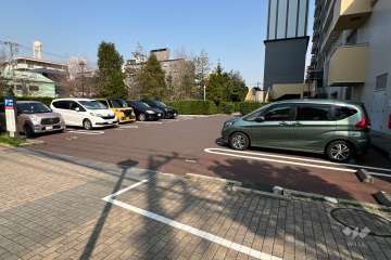 敷地内駐車場（屋外平面式）