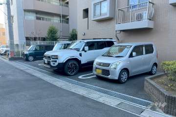 敷地内駐車場（屋外平面式）