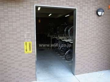 エントランス横にある駐輪場（屋内）