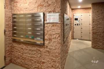 宅配ボックスと共用ポスト