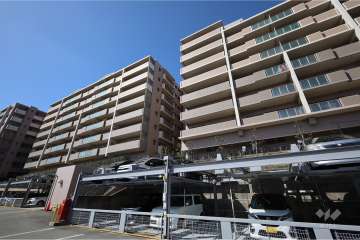 コムズシティ箕面の外観（北東側から）
