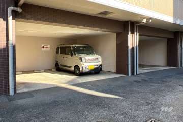 敷地内駐車場（屋内平面式）