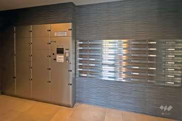 宅配ボックスと共用ポスト