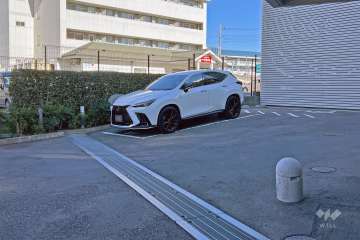 敷地内駐車場（屋外平面式）