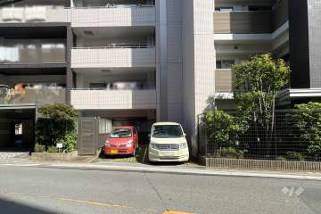 敷地内駐車場（屋外平面式）