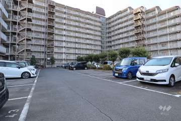 敷地内駐車場（屋外平面式）
