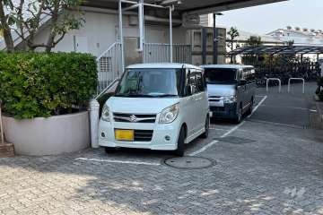 敷地内駐車場（屋外平面式）