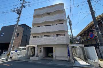 メゾン・ド・レザンの外観（北西側から）