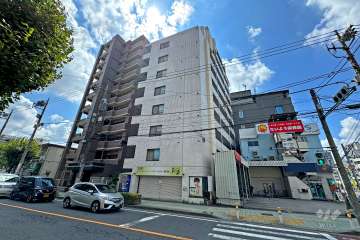 スカイコート西川口２の外観（北西側から）