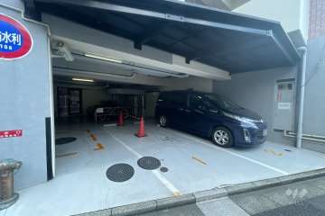 敷地内駐車場（屋内平面式）