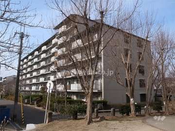 ＯＴＣ新御堂ハイツの外観（南東側から）