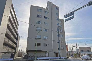 東浦和マンションの外観（北東側から）