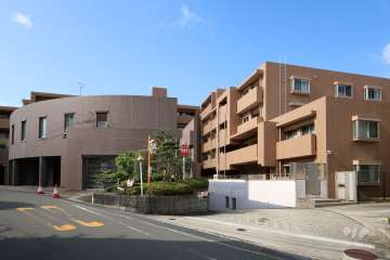 グランノア箕面の外観（北側から）