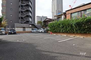 敷地内駐車場（屋外平面式）
