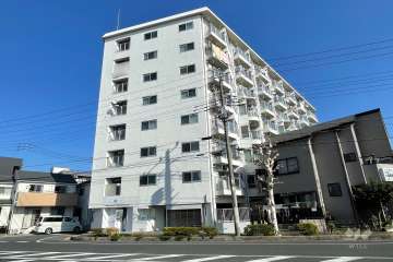 ブランシール蕨の外観（南西側から）