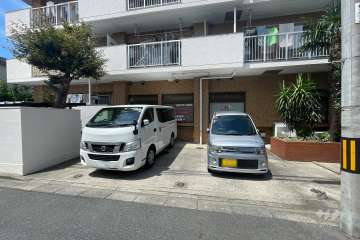 敷地内駐車場（屋外平面式）