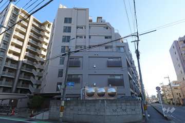 西川口ファミリーマンションの外観（北側から）