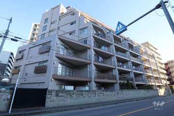 西川口ファミリーマンションの外観（北西側から）