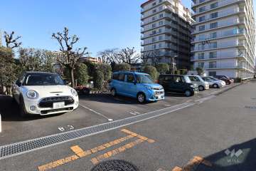 敷地内駐車場（屋外平面式）