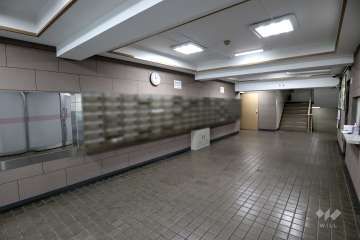 エントランスホール