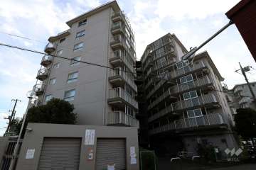 青木町ハイツ1号棟の外観（北側から）