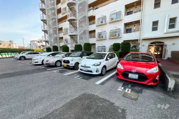 敷地内駐車場（屋外平面式）