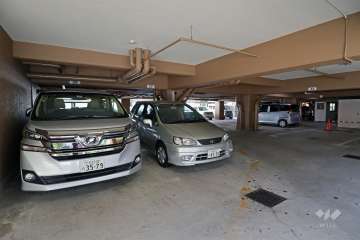 敷地内駐車場（屋内平面式）