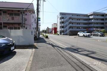 敷地西側前面道路
