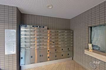 共用ポストと宅配ボックス