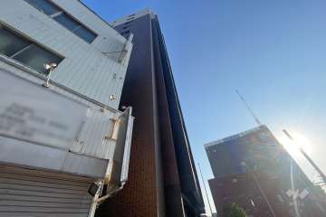 ネバーランド川口本町メルディアの外観（南西側から）