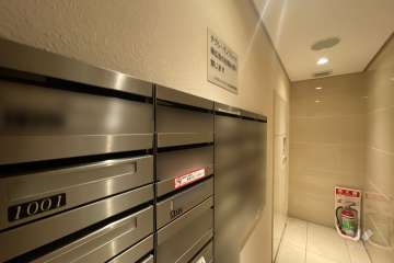 共用ポストと宅配ボックス