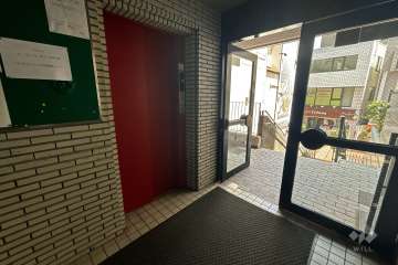 エントランスホール