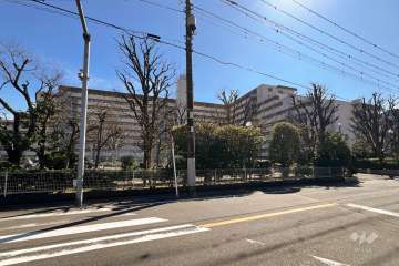 グリーンコーポ川口A棟の外観（北東側から）