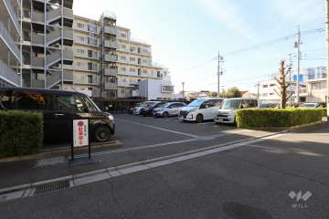 駐車場の出入り口・敷地内駐車場（屋外平面式）