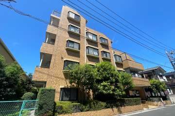 ライオンズマンション川口原町の外観（南東側から）