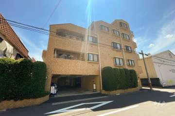 ライオンズマンション川口原町の外観（北西側から）