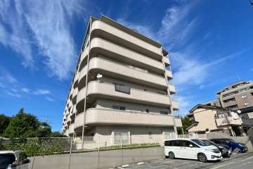 むさし野第13ダイヤモンドマンションの外観（南西側から）