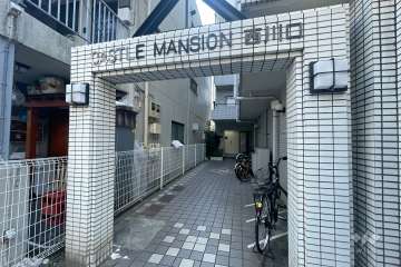 エントランスアプローチ　