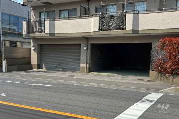 敷地内駐車場（屋内平面式）