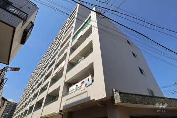 川口並木町ビルの外観（南東側から）